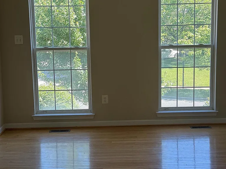 11403 Potomac Oaks Dr — Photo 7