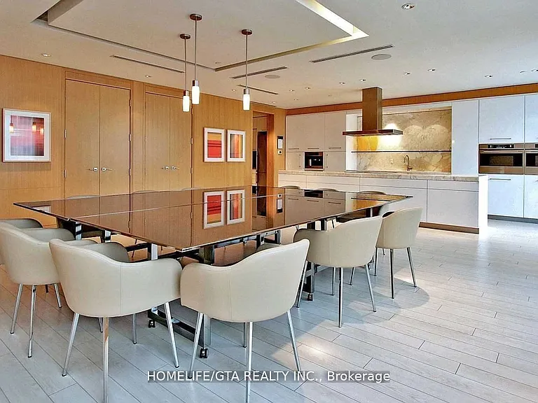 120 Harrison Garden Blvd #428 — Photo 25