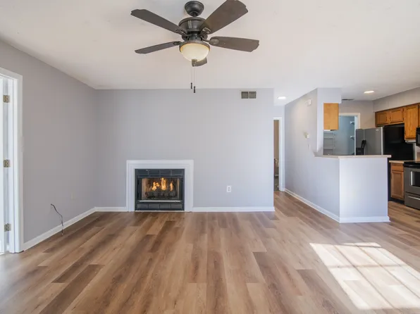 8117 Tremaine Ct Unit 1-B, Charlotte, NC 28227