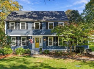 2 Canter Cir, Westford, MA 01886
