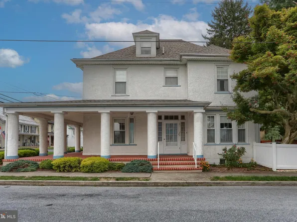 100 E Main St, Newmanstown, PA 17073