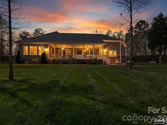 3rd image of 345 Barnwood Dr