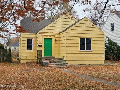 1016 Cleo St, Lansing, MI, 48915
