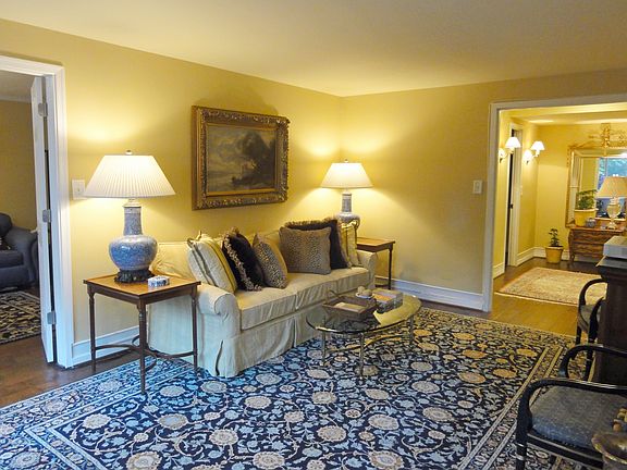 lviing room