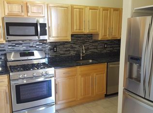 1105 Summit Ave APT 2, Jersey City, NJ 07307