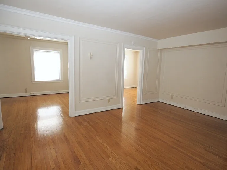 Stanton Apartments — Photo 27
