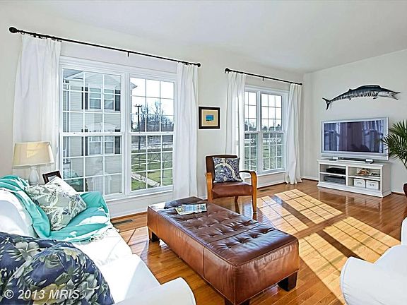 3rd image of 5092 Village Fountain Pl