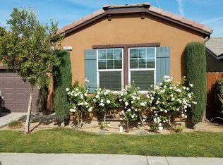 1013 Jasmine Ave, Dinuba, CA 93618