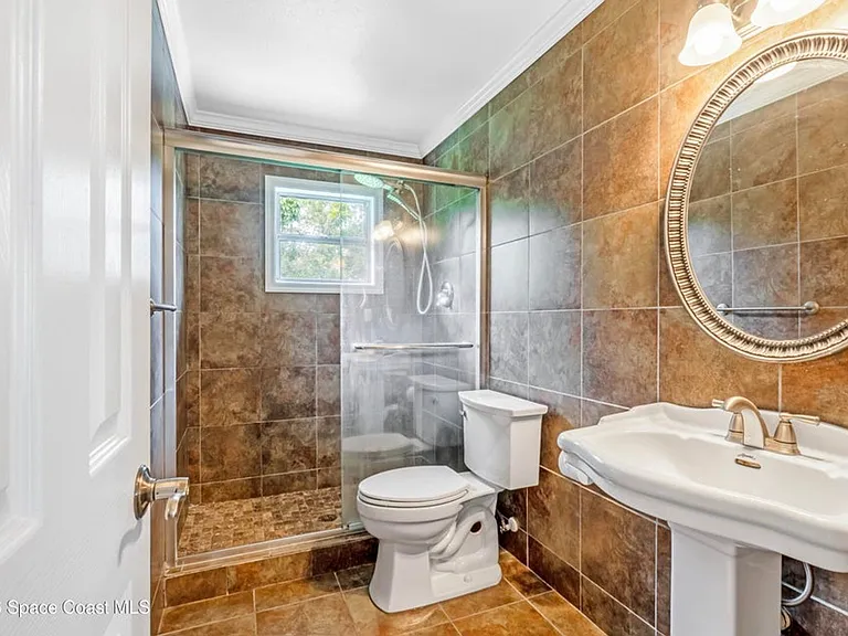 317 Surf Dr — Photo 18