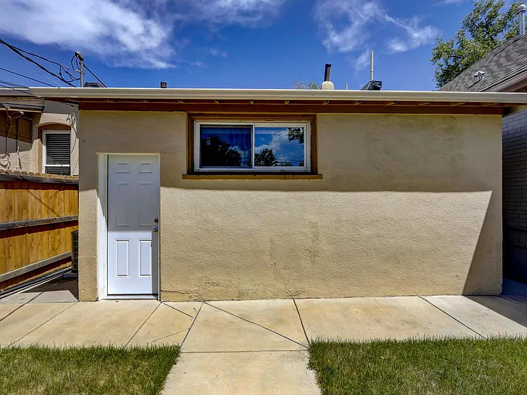4333 Ames St — Photo 22