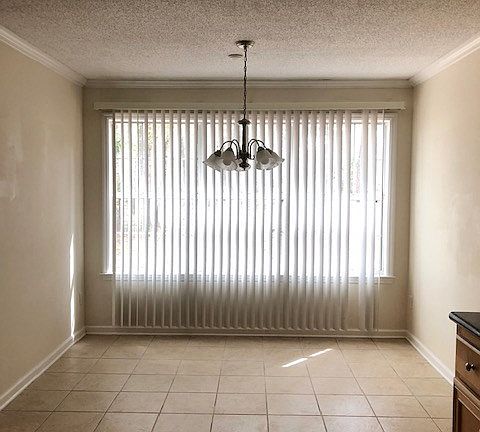 5th image of 18 Woodward Cir