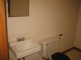 172 Valley Rd, Sheboygan Falls, WI 53085