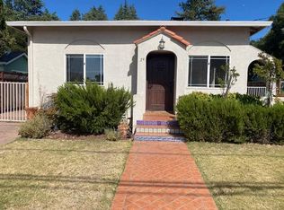 24 Pleasant St, Los Gatos, CA 95030