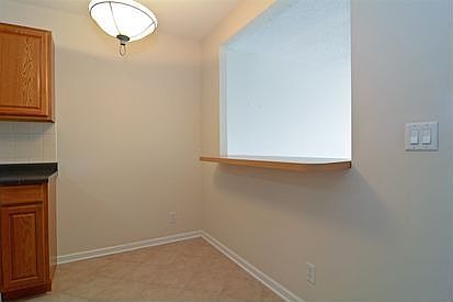 5th image of 1060 N Farnsworth Ave APT 1401