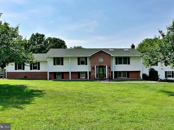 66 Arbor Ct, Harpers Ferry, WV 25425