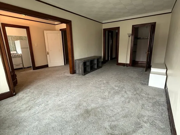 Virginia Apartments