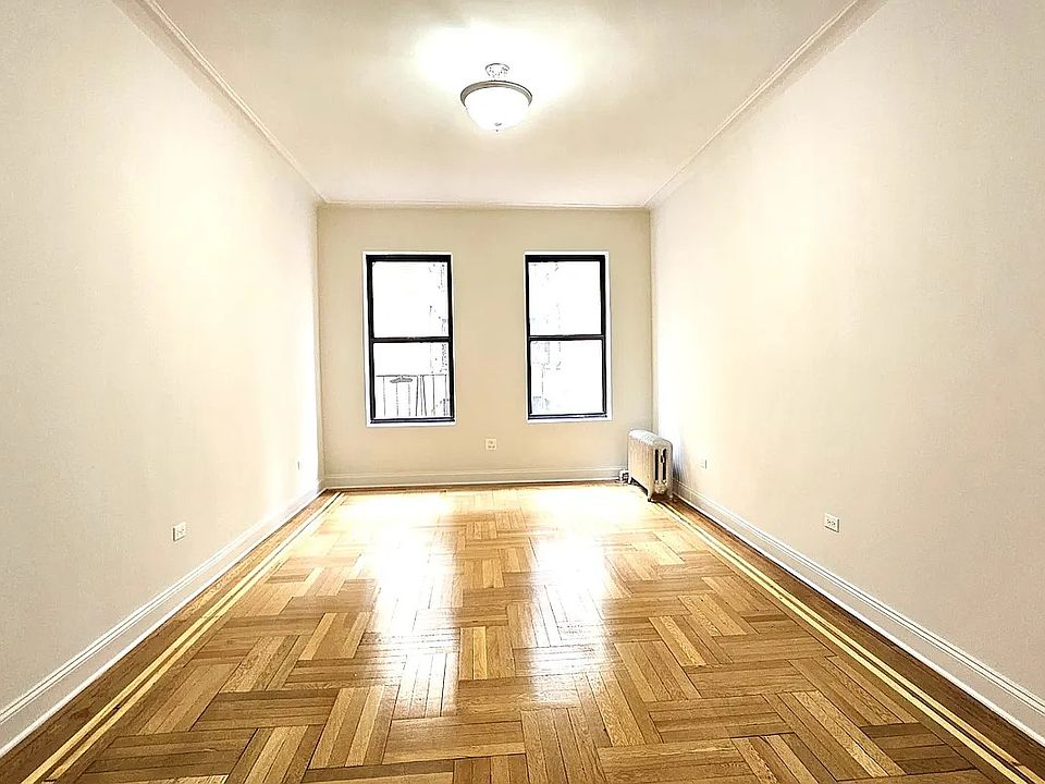 1st image of 664 W 163rd St #33A