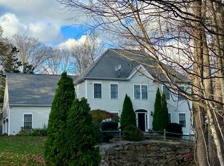 9 Bonny Ln, Clinton, CT 06413