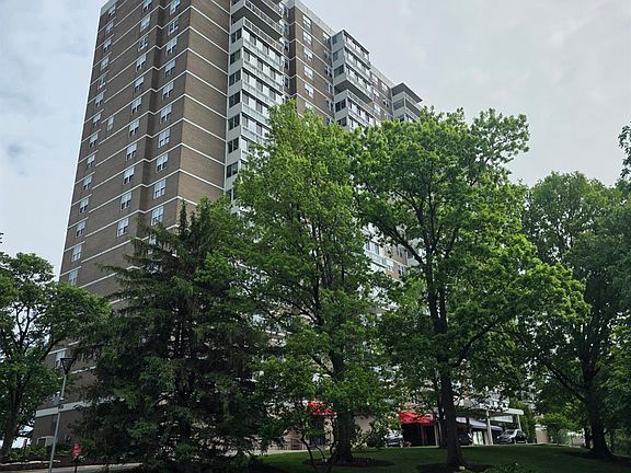 3rd image of 2444 Madison Rd