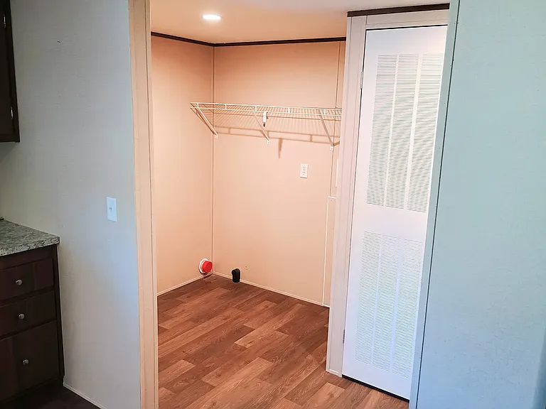 200 N 28th St #19 — Photo 11