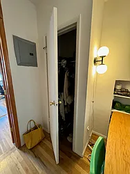 Rented by KNOCKKNOCK LLC