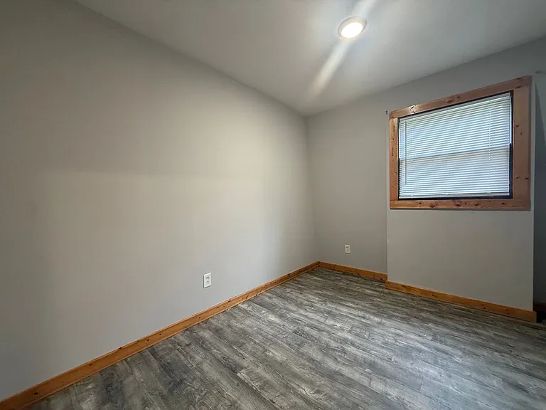 1504 Colony Park Dr — Photo 14