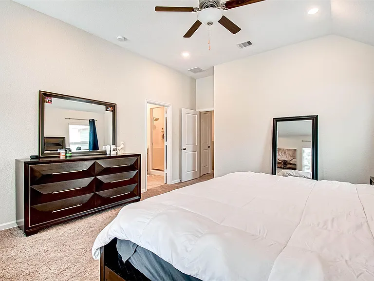 617 Aspen Falls Ct — Photo 32