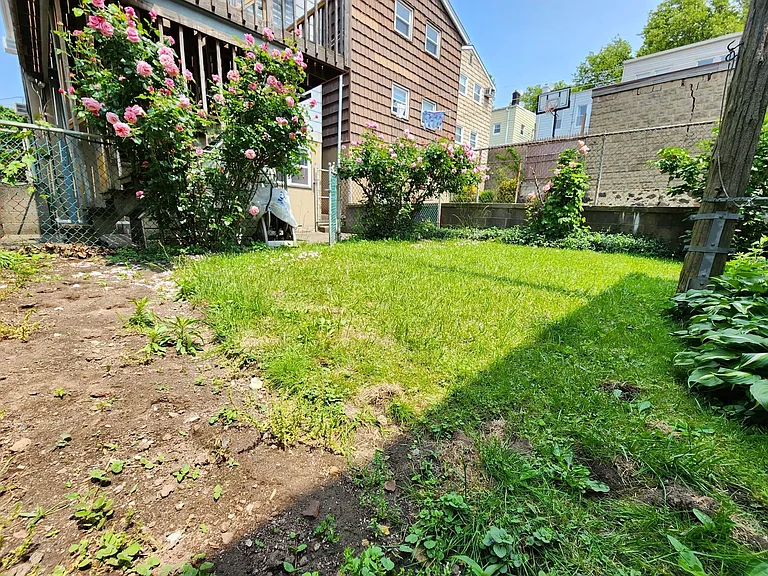 11 Reserve Ave #3 — Photo 8