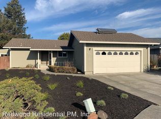 2433 Red Oak Ct, Santa Rosa, CA 95403