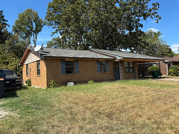2nd image of 2704 Patricia St