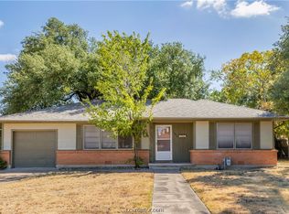 1608 Burt St, Bryan, TX 77802