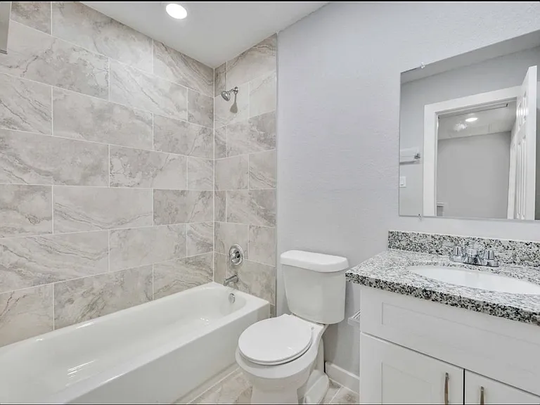 6615 Bacher St #B — Photo 11