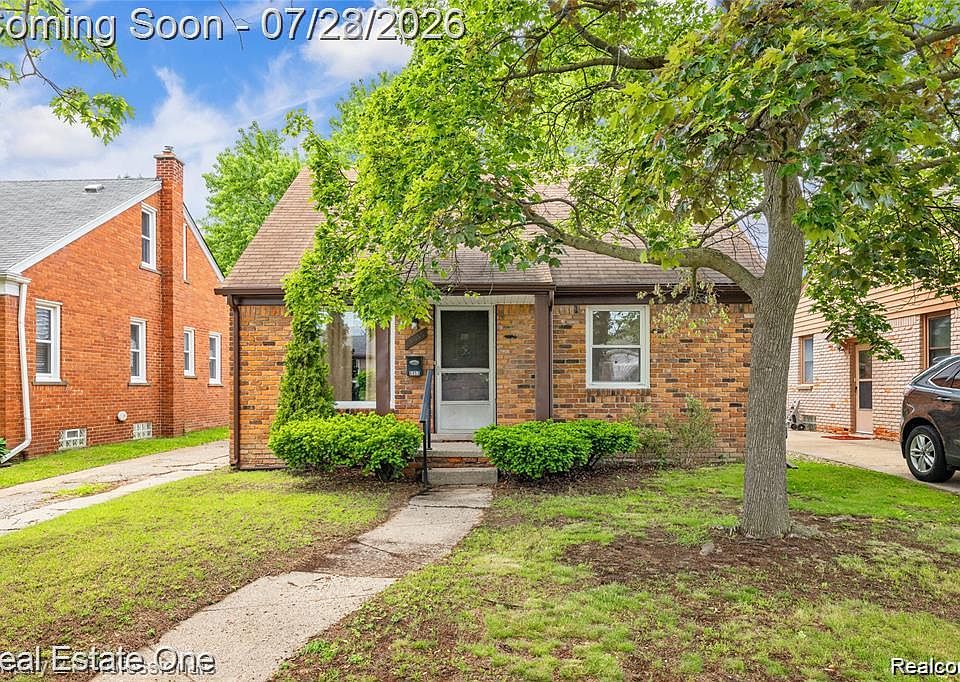 1st image of 6953 N Vernon St