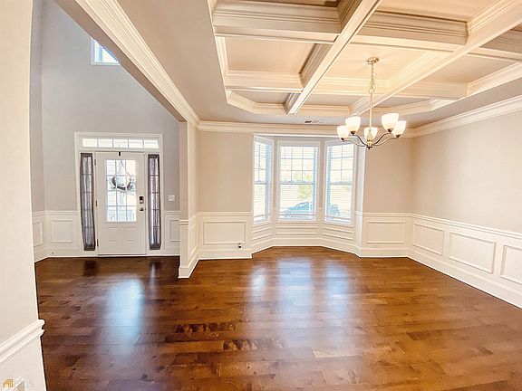 4th image of 2017 Hamilton Lake Court SE