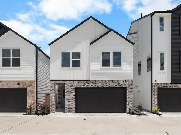 4746 Martin Hill St, Houston, TX 77018