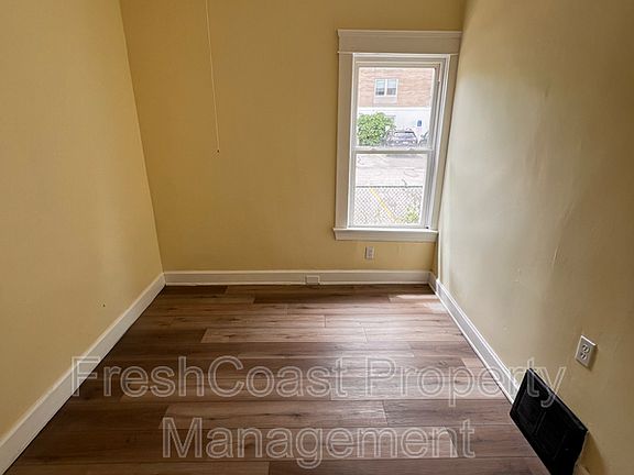 5th image of 1378 W 114th St #1