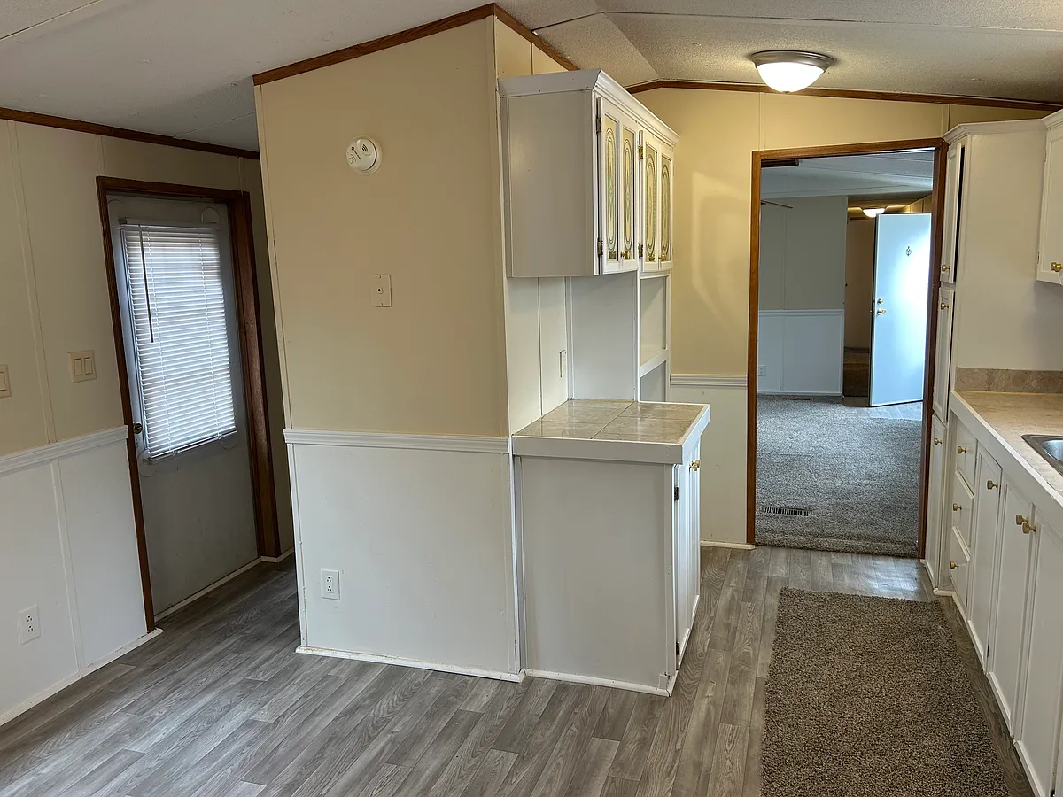 Building Photo - 753 James St #23