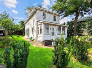 36 Polk St, Riverside, NJ 08075