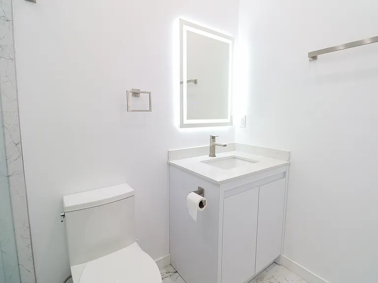 16142 Mayall St — Photo 18