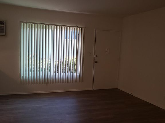 3rd image of 105 N Belmont St #7