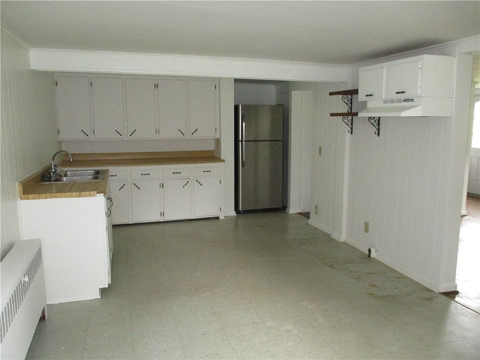 1083 Washington St, Spencerport, NY 14559 Zillow