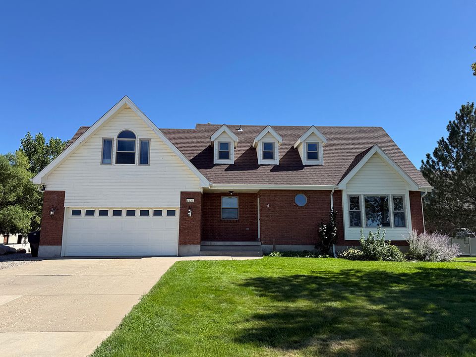 1st image of 1237 W Webb Ln