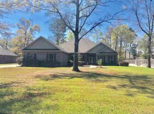 5551 Huntingdon St, Milton, FL 32570