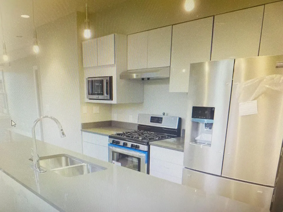 42 Bow St #1