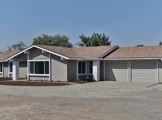 8737 N Madsen Ave, Clovis, CA 93619