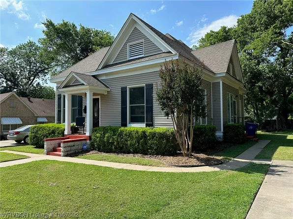 2111 S M St, Fort Smith, AR 72901