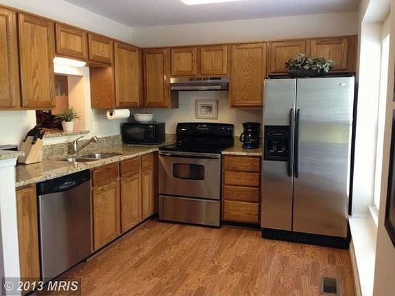2nd image of 4706 Turnberry Dr