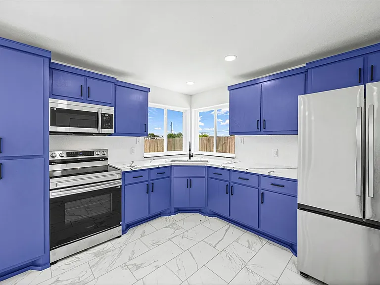 12831 Nyack Dr — Photo 13