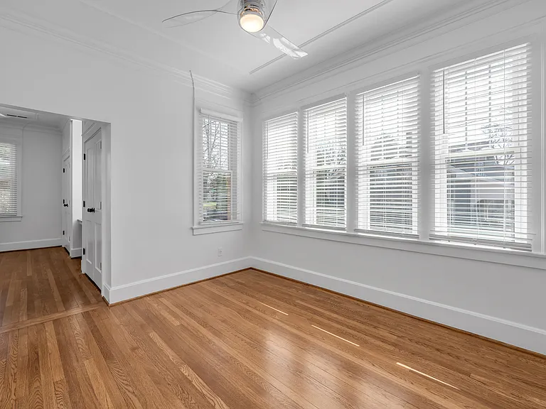1211 Richmond Rd — Photo 38