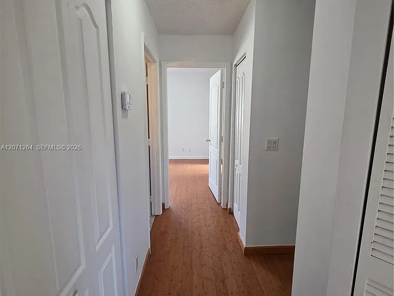 21250 NE 8th Pl #1 — Photo 20